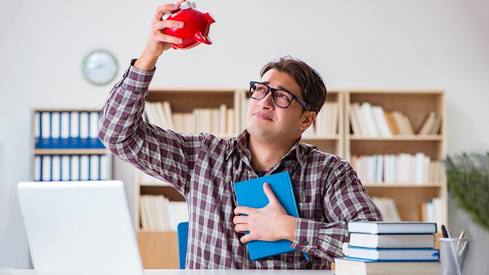 Erica Kemper offers a few tips on practicing frugality in college